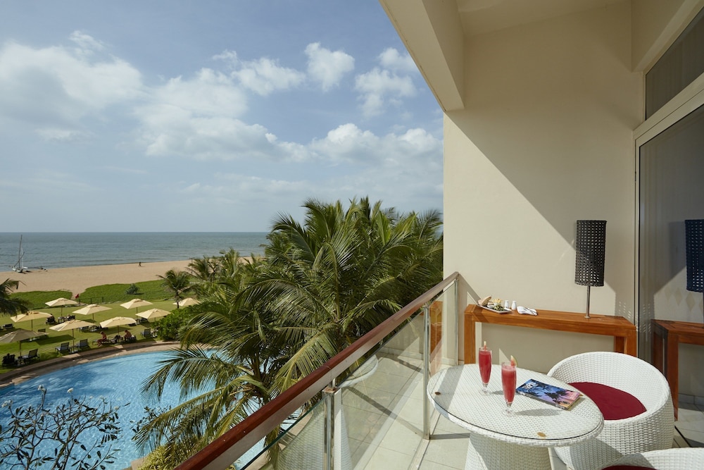 Sentido Heritance Negombo 7/64