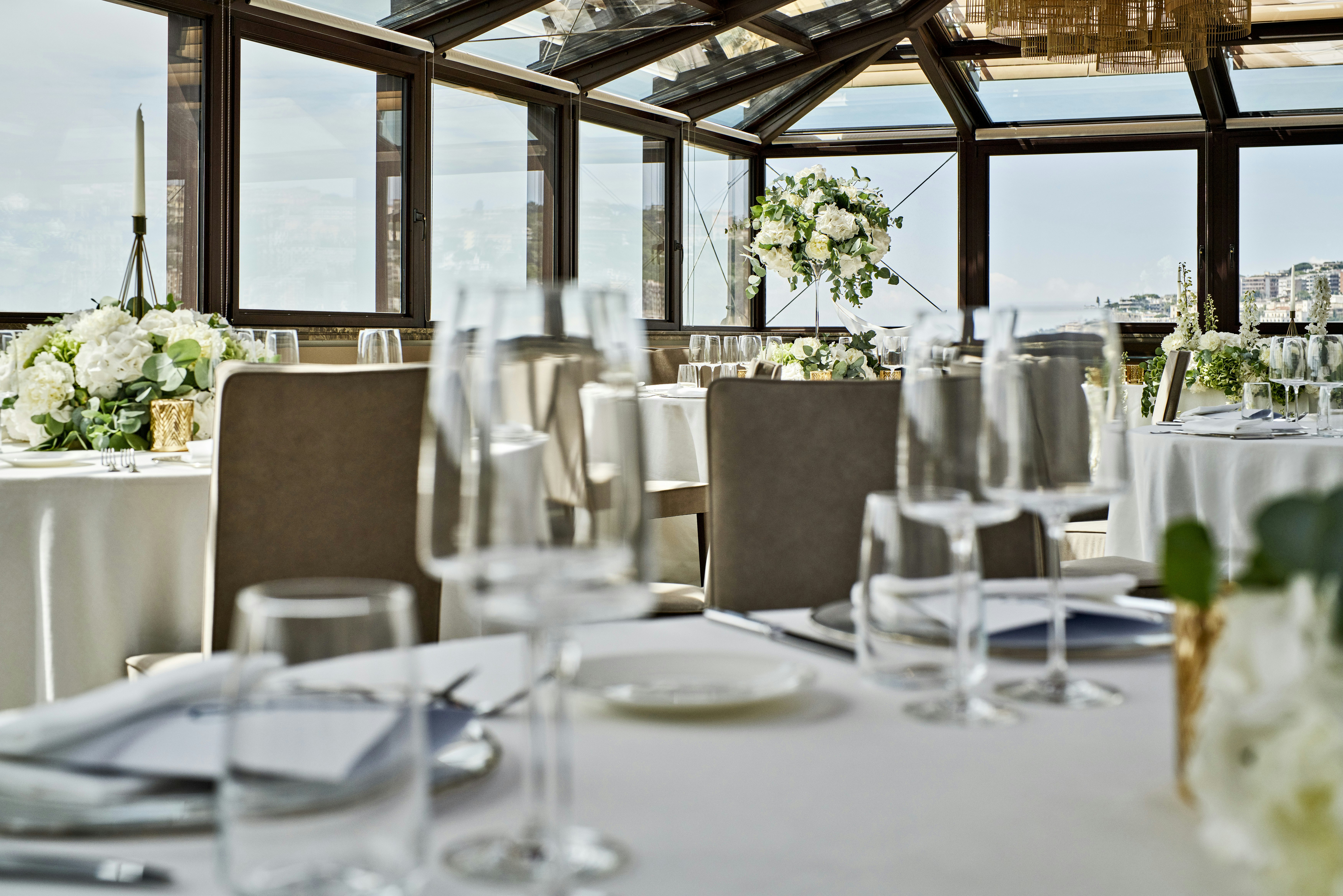 De Bonart Naples, Curio Collection by Hilton 35/50