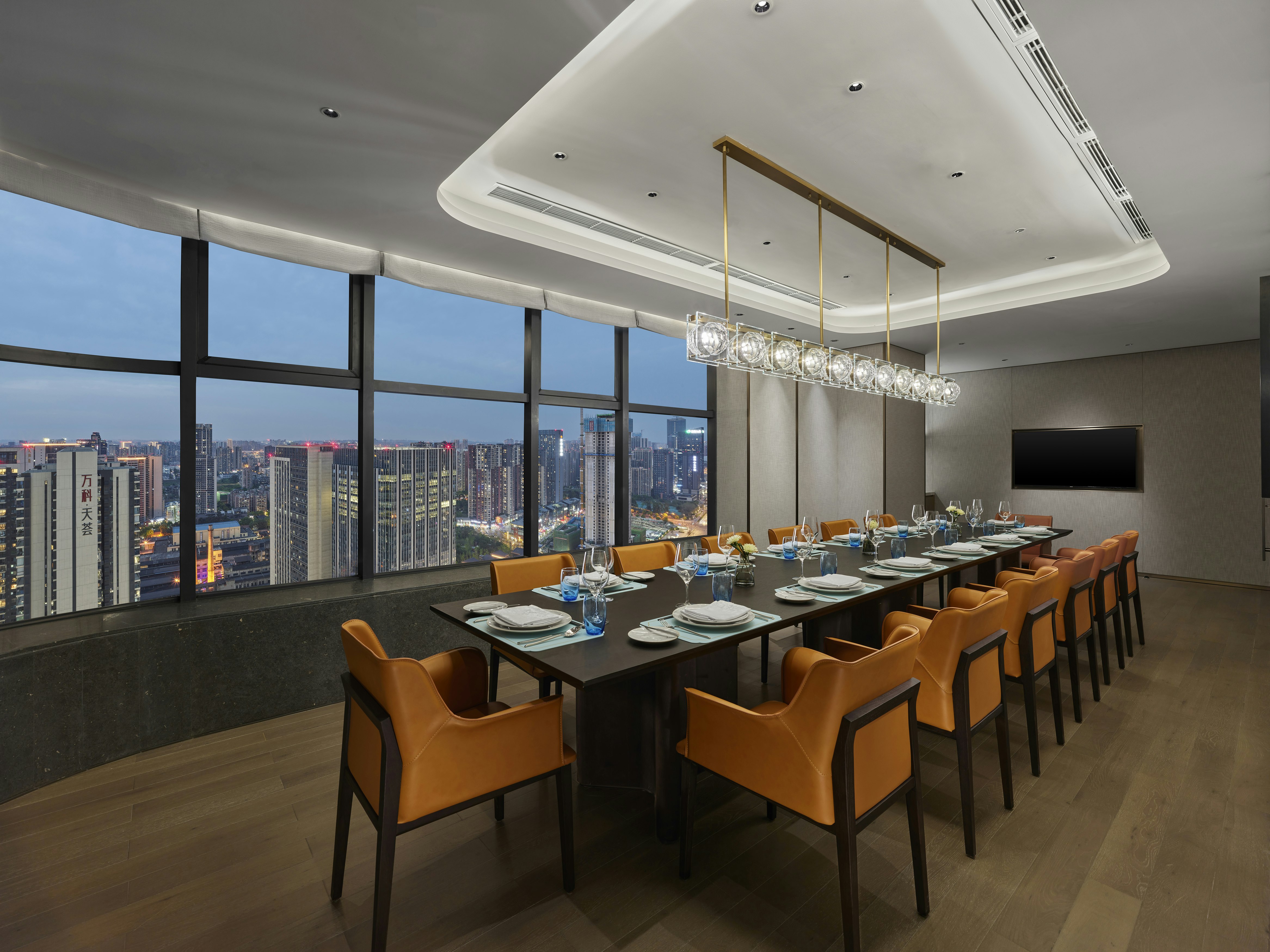 DoubleTree by Hilton Chengdu Riverside 24/27