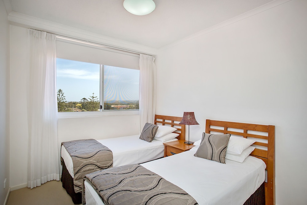 Kirra Beach Apartments 43/78