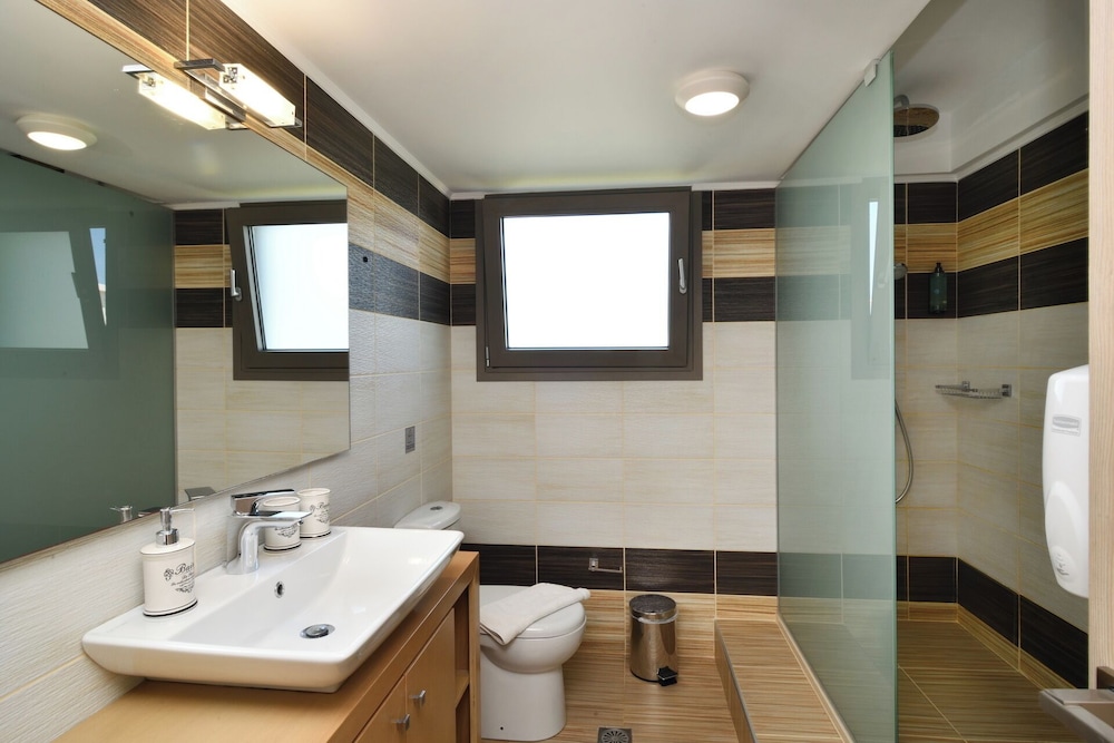 Villa Breeze 21/22