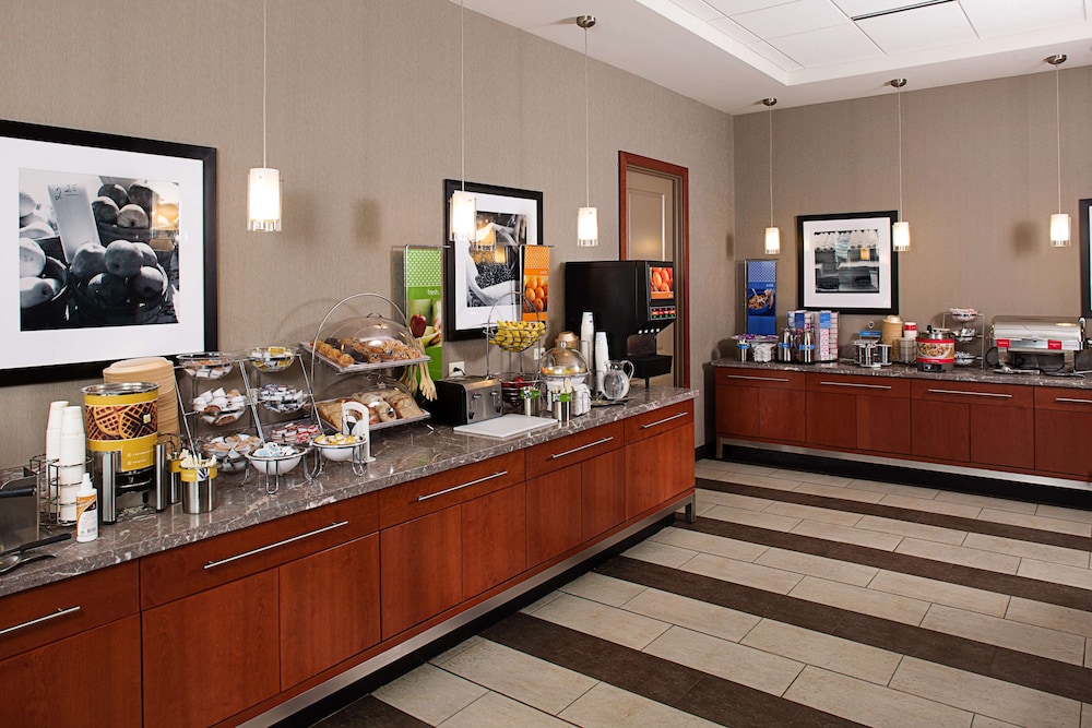 Hampton Inn Portland Downtown Waterfront 39/46