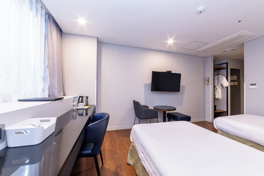 New Seoul Hotel 44/50