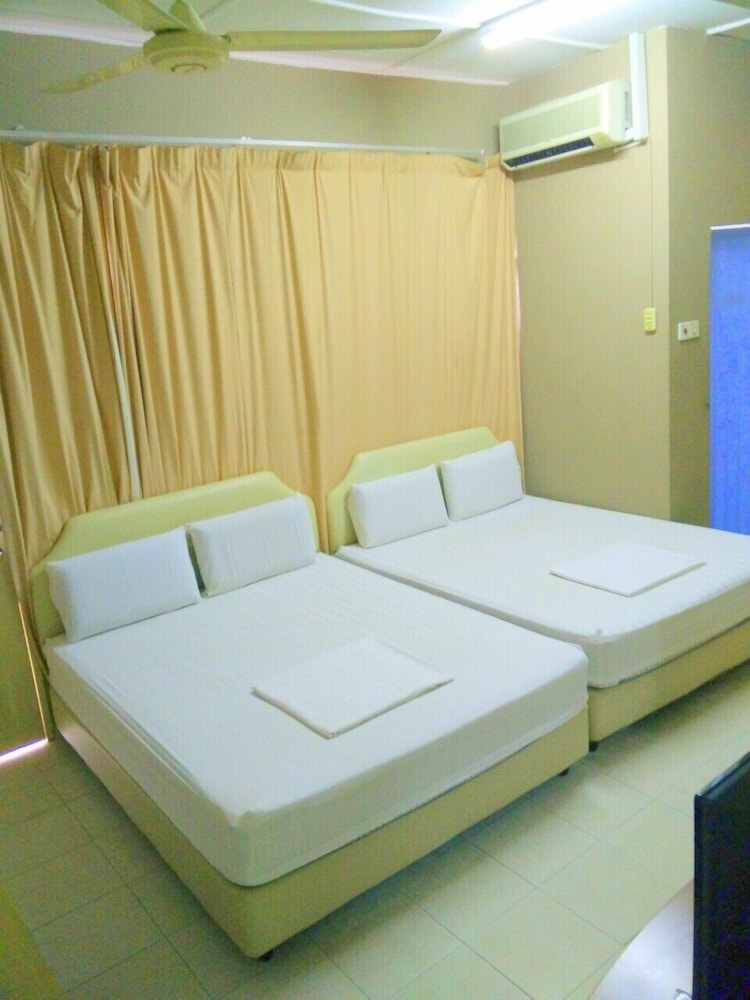 Kota Lodge Hotel 5/18