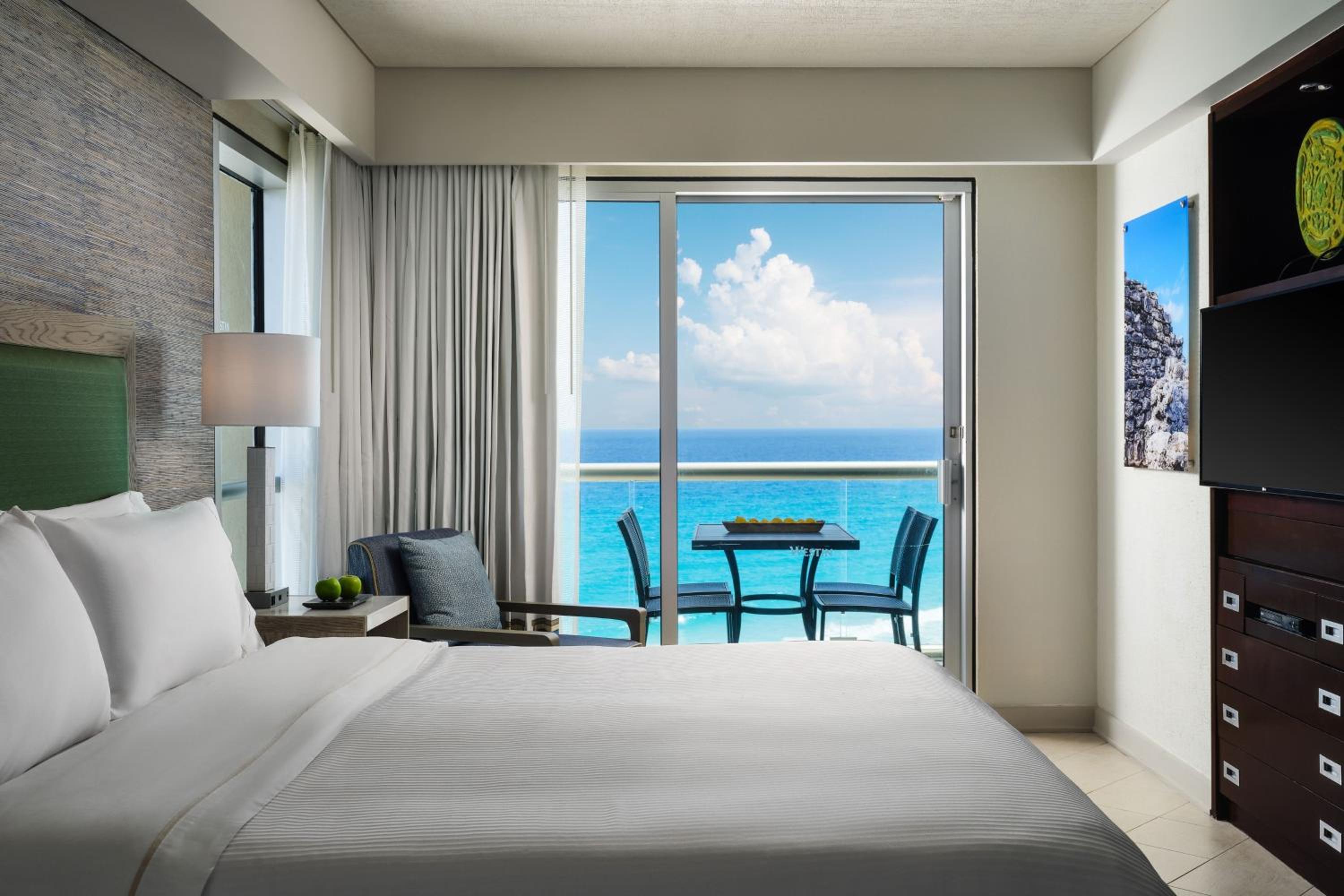 2 Bedrooms, Villa, Ocean Front, Jetted Tub, Balcony