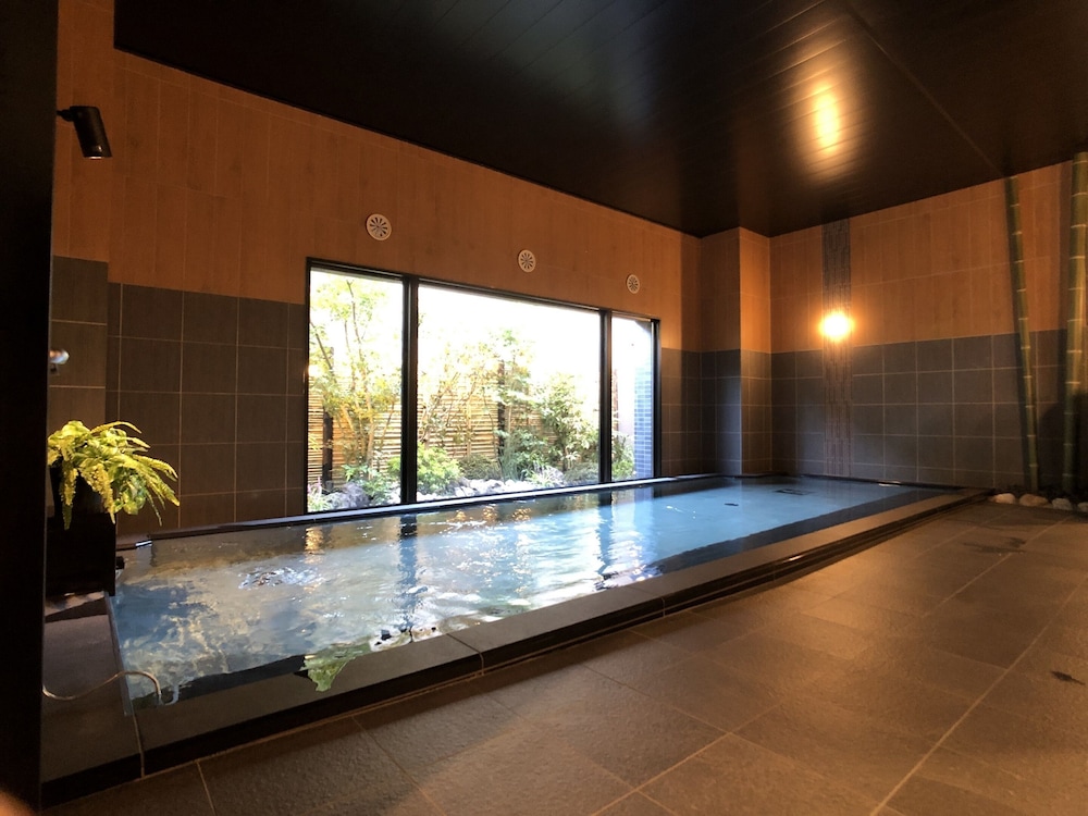 Hotel Route-Inn Yamanashi Chuo 13/16