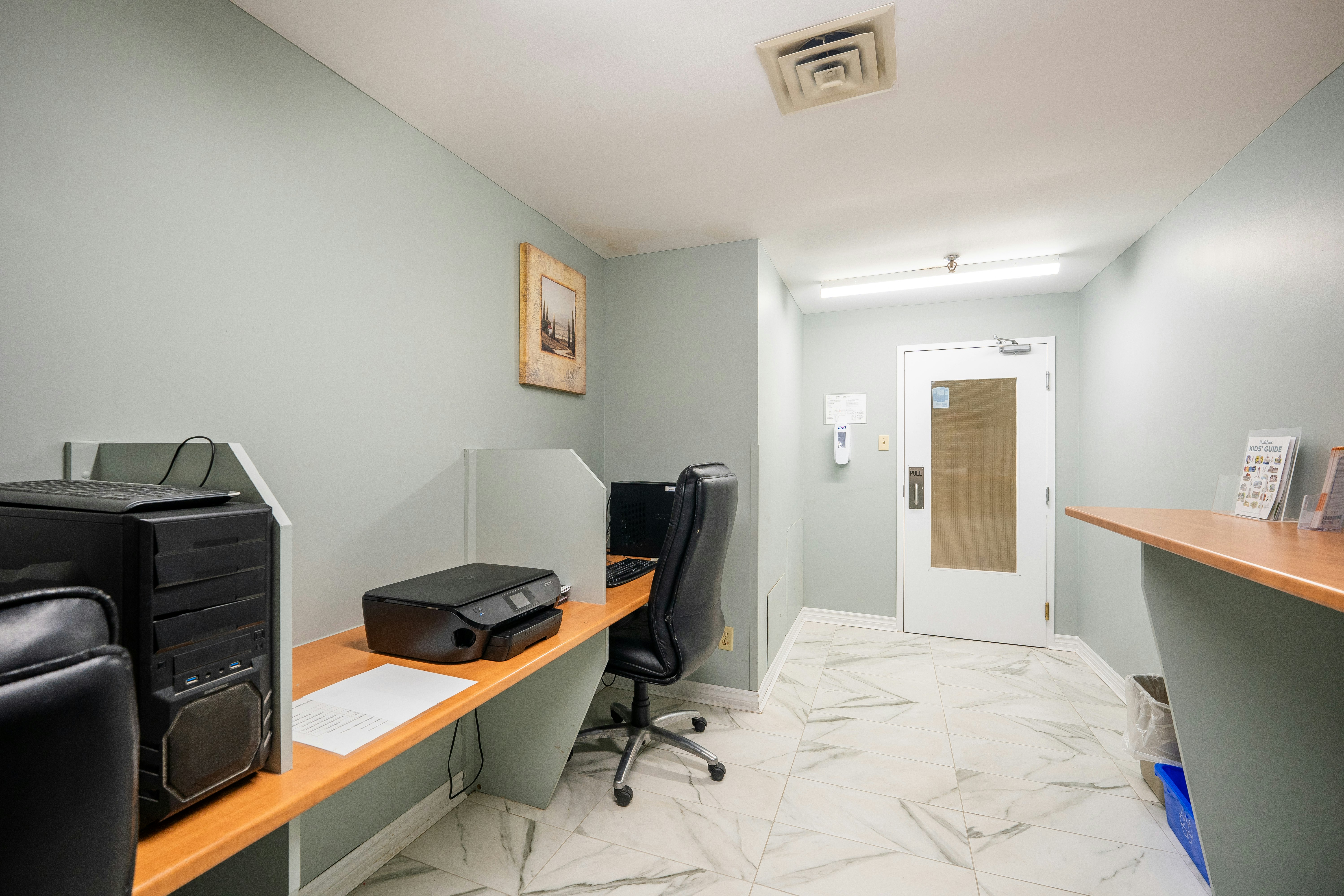 Halifax Airport Hotel 16/19