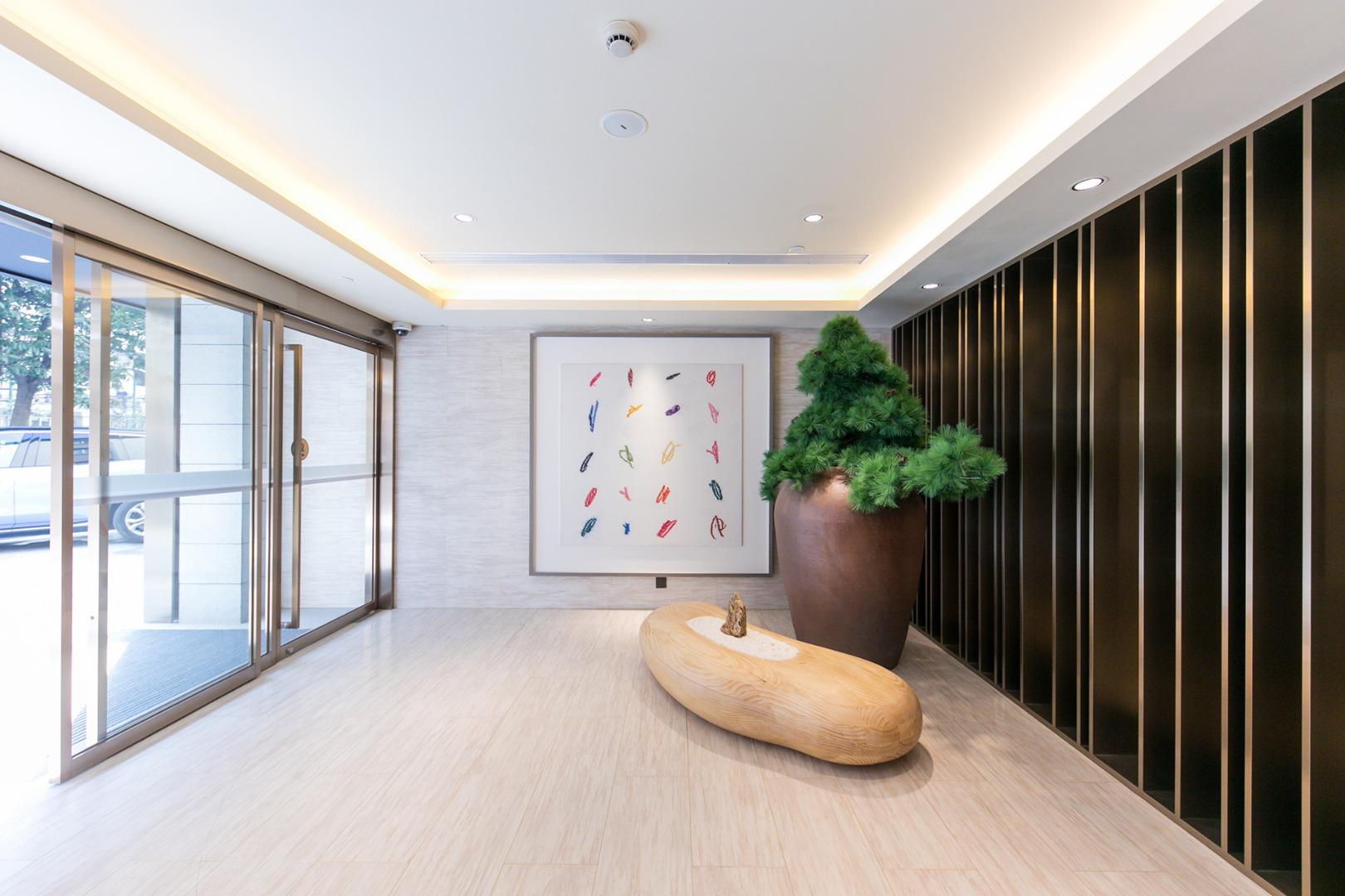 Ji Hotel (Shanghai Stadium) 5/18