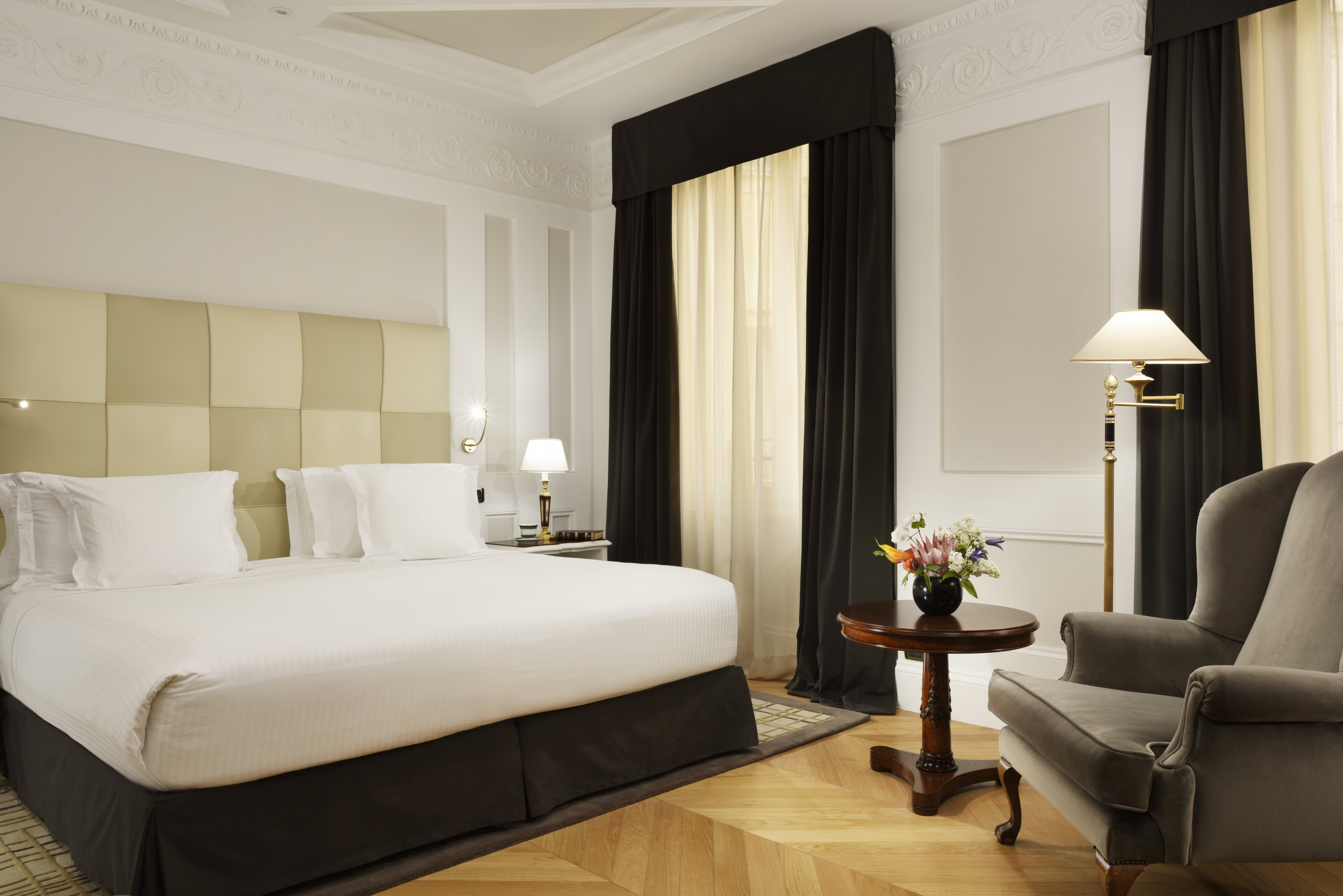 Splendide Royal Hotel 28/85
