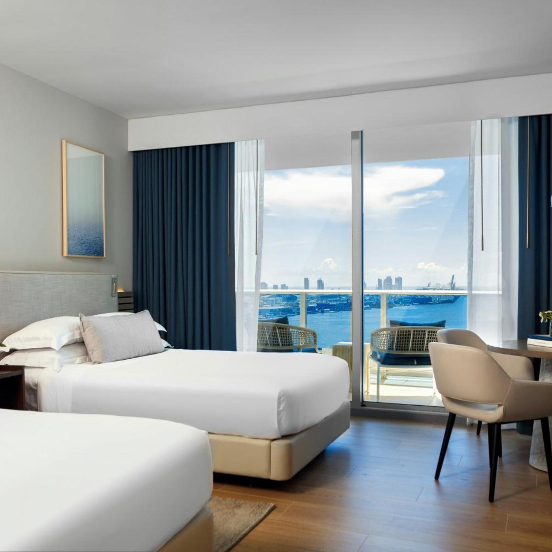 Room, Double Bed, Water View, High Floor