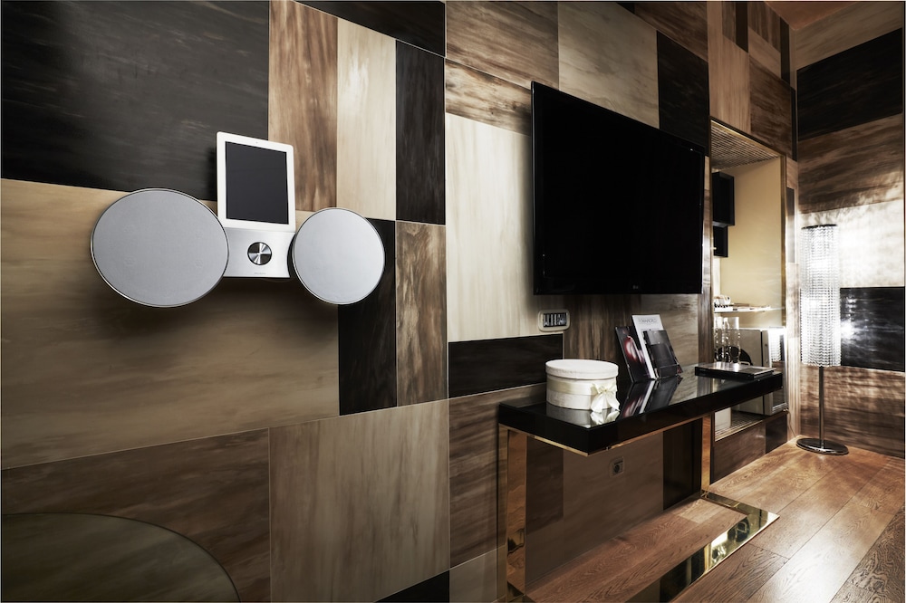 LE REVE DE NAIM Rome 43/50