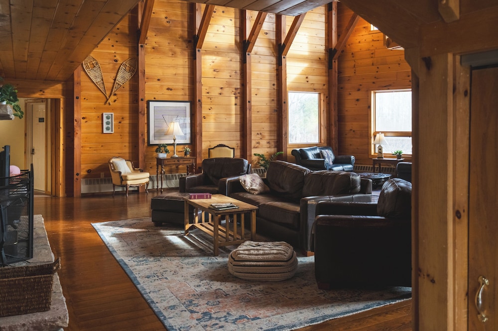 Point Au Roche Lodge 34/50