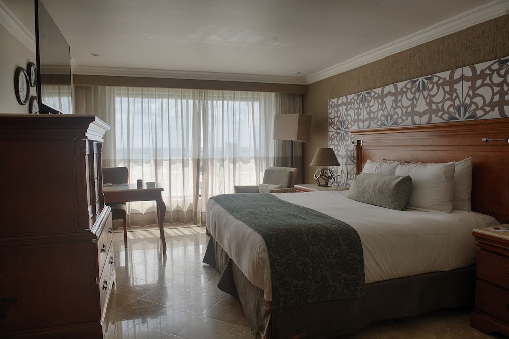 Room, King Bed