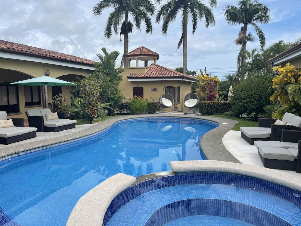Las Brisas Resort and Villas 47/50