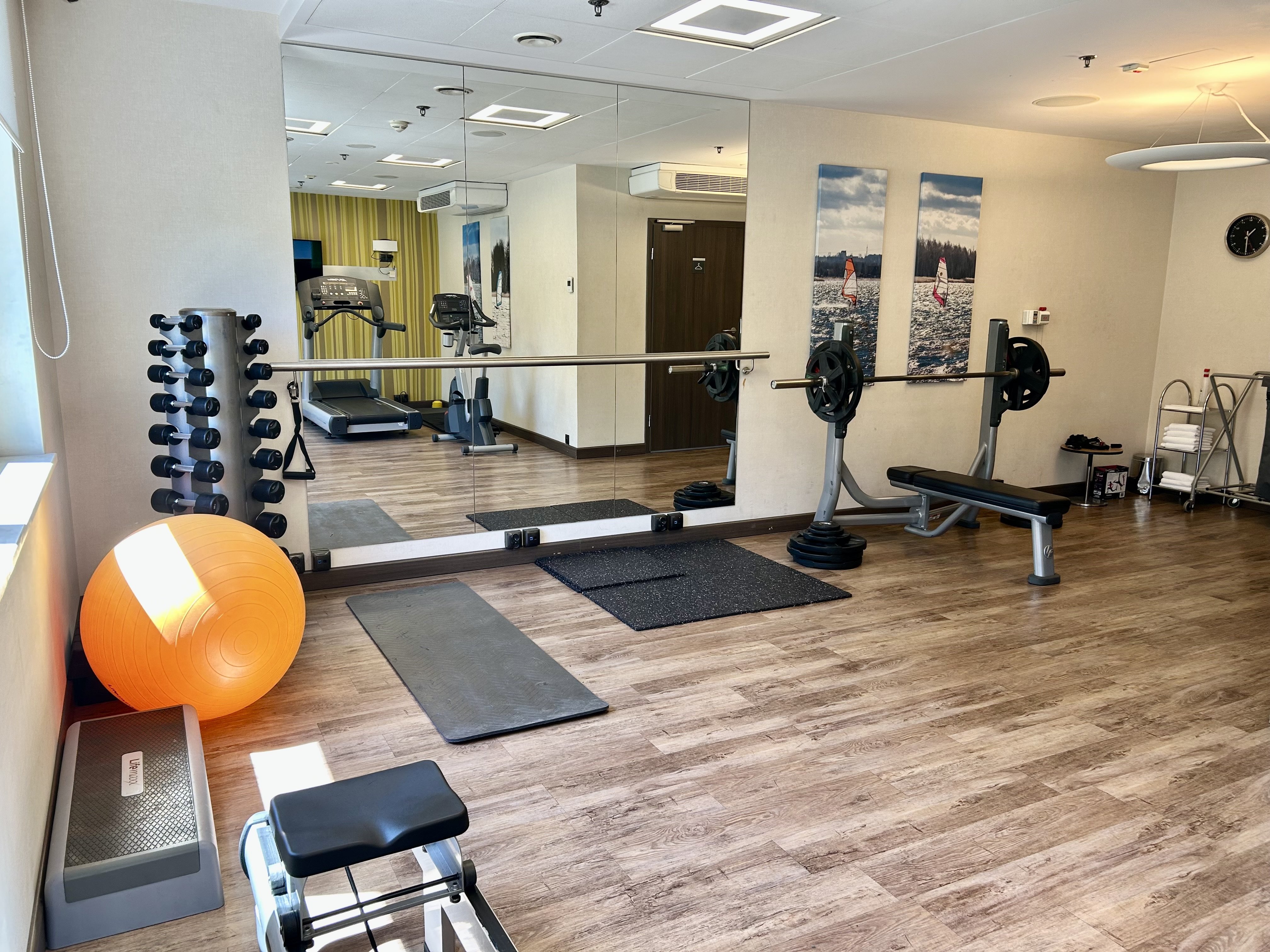 HOLIDAY INN DABROWA GORNICZA 41/75