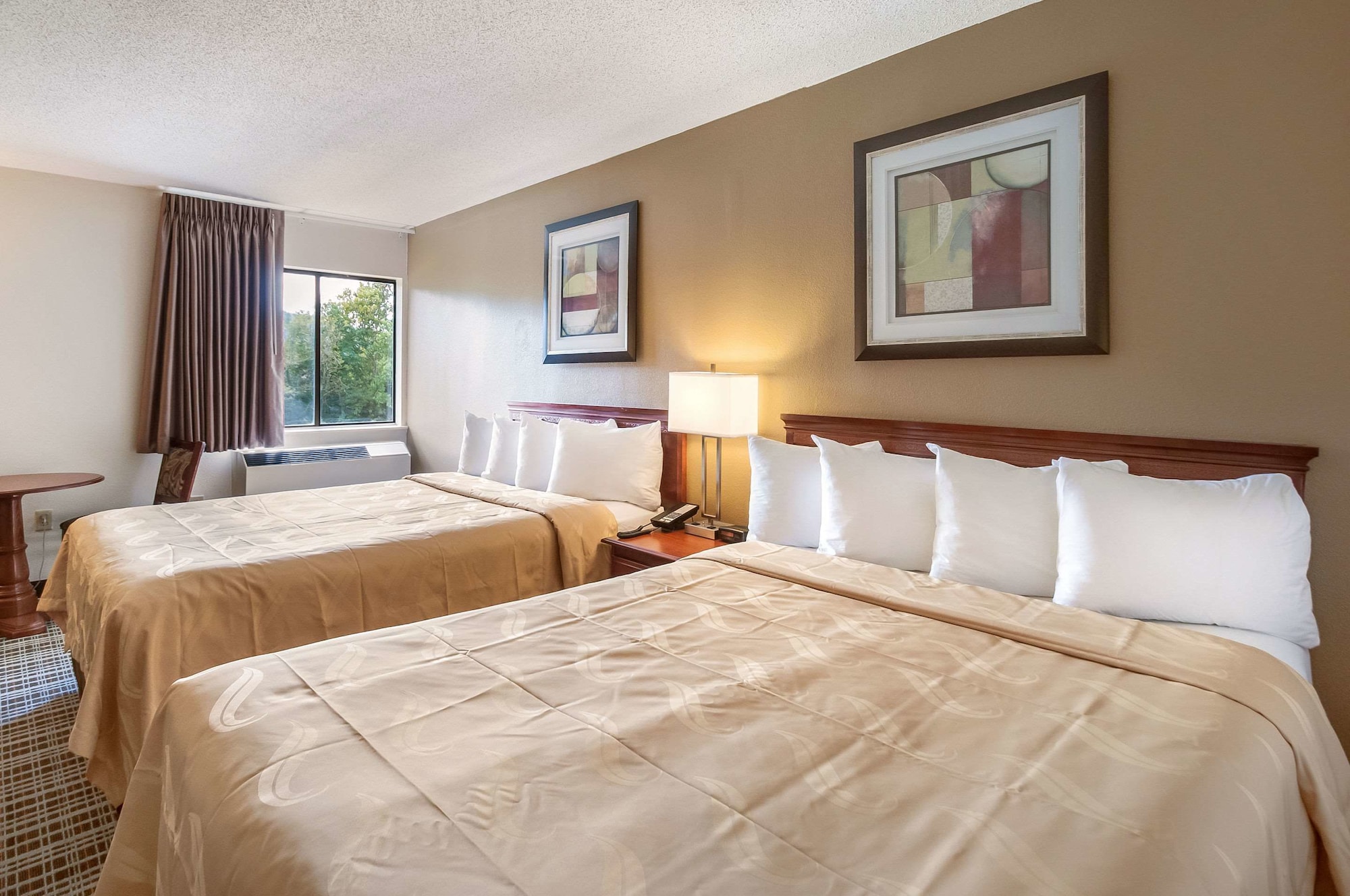Standard, 2 Queen Beds