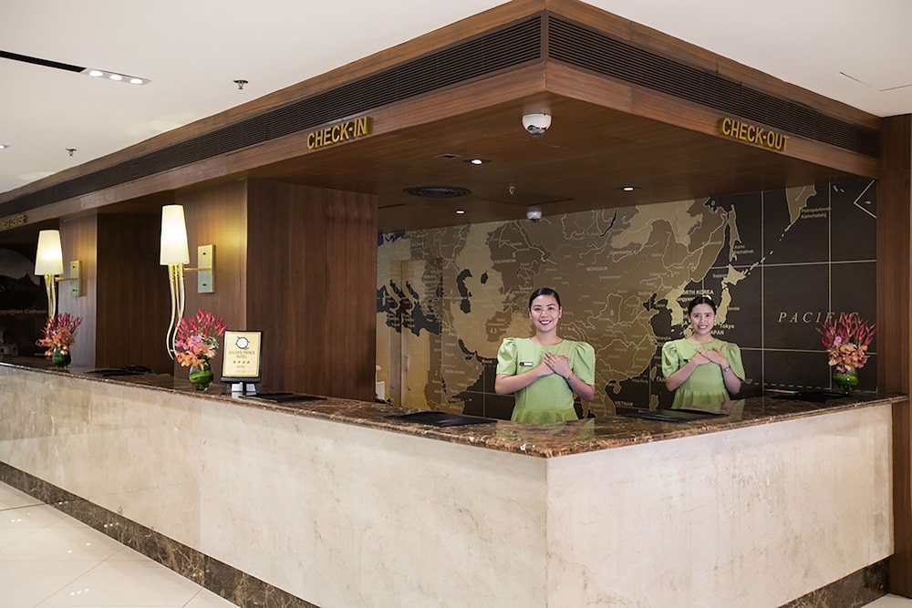 Lobby at Golden Prince Hotel And Suites, CEBU