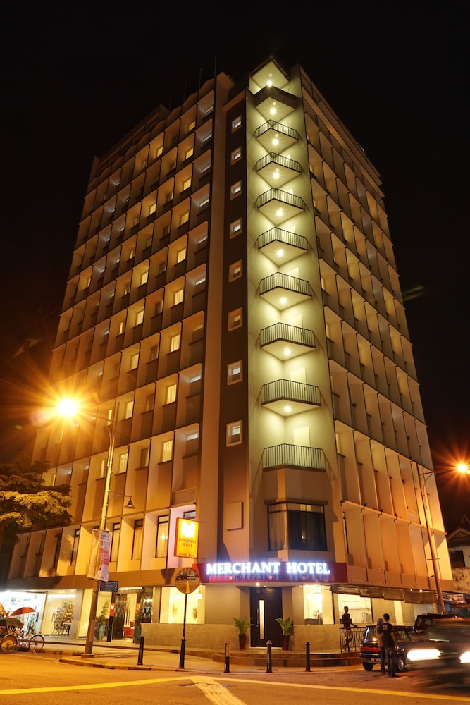 Merchant Hotel 4/66