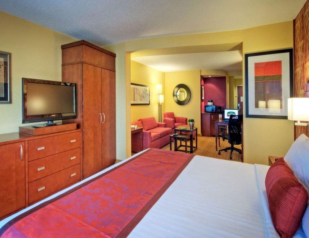 Courtyard Marriott Johnson City 17/59