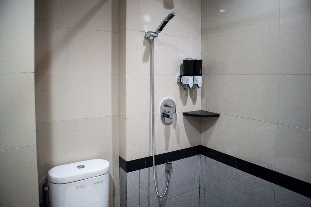 AGlow Hotel Harbor Bay Batam 62/65