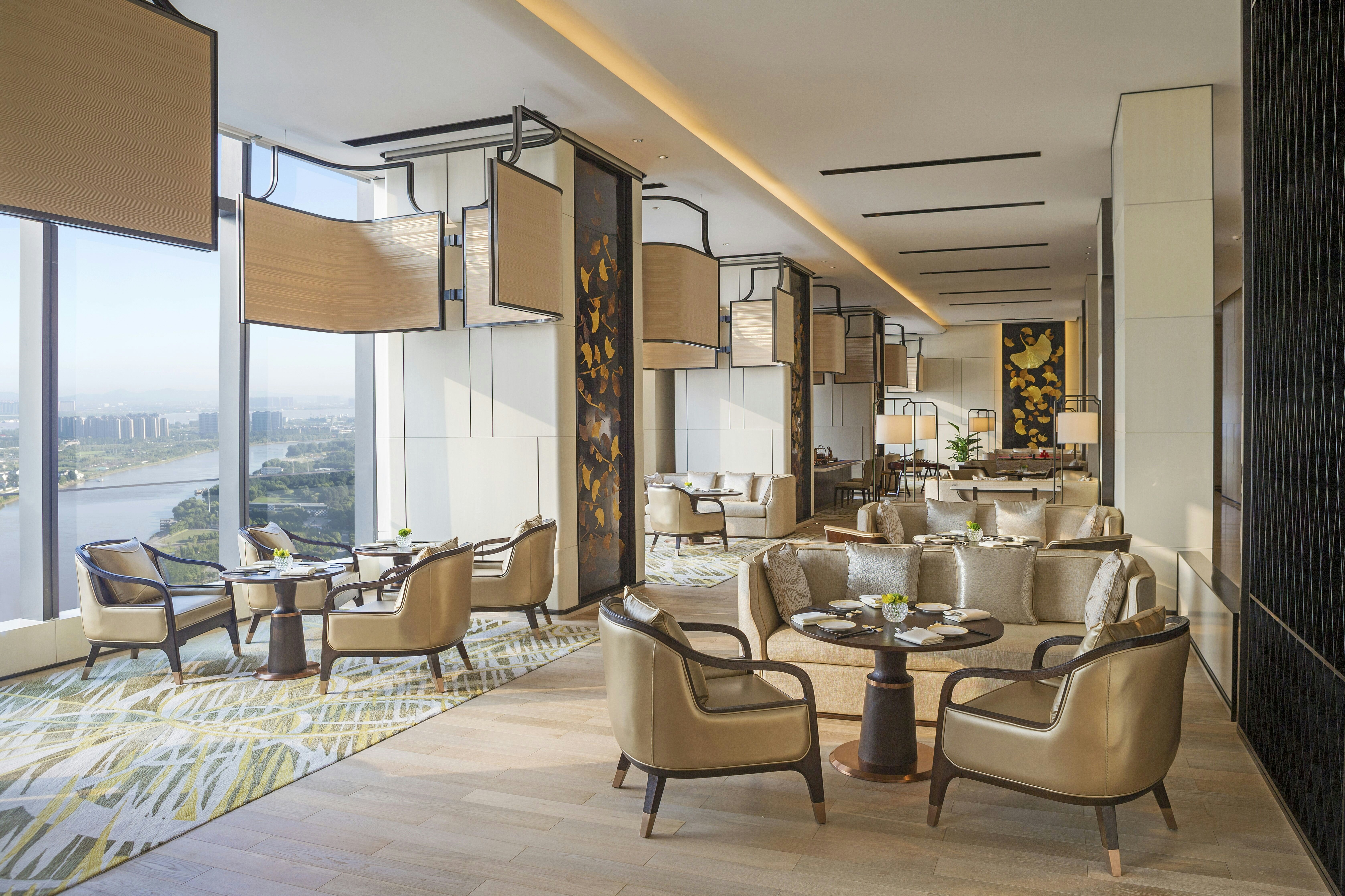 Jumeirah Nanjing Hotel 38/44