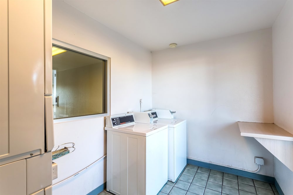 Motel6 Moses Lake, WA 52/53