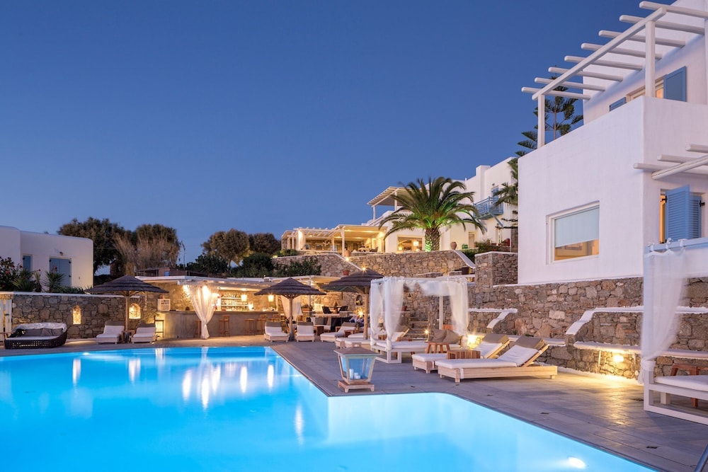 Vencia Boutique Hotel 77/83