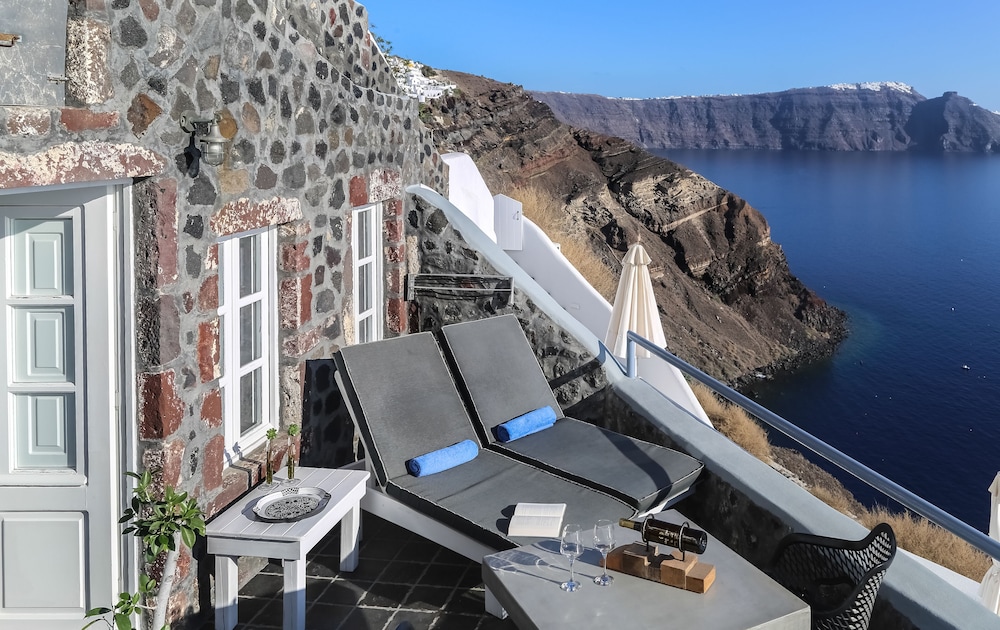 White Pearl Villas 3/50