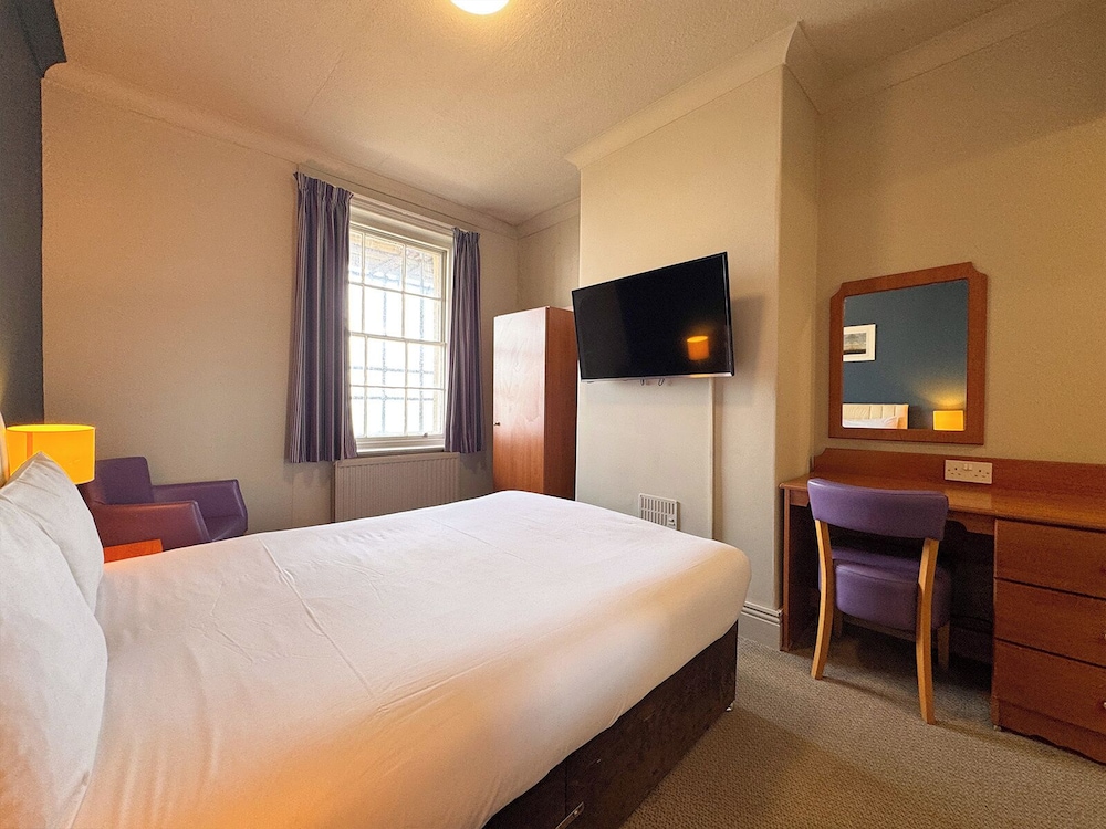 Royal Hotel Whitby 23/61