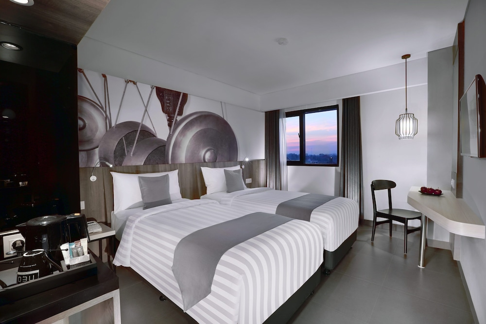 Room at Hotel Neo Malioboro, YOGYAKARTA