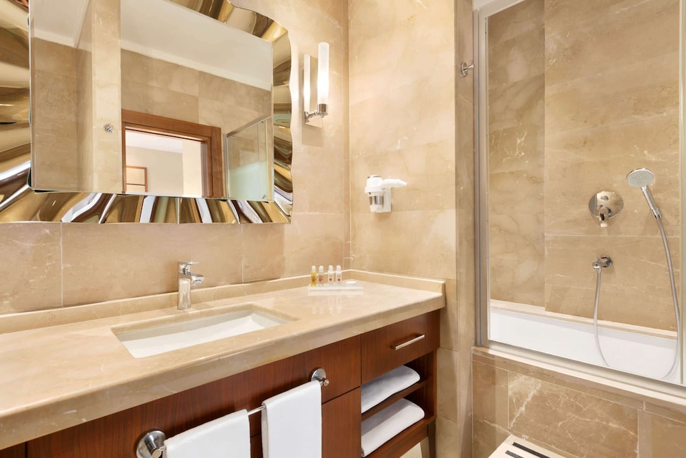 Days Hotel by Wyndham Istanbul Maltepe 24/69