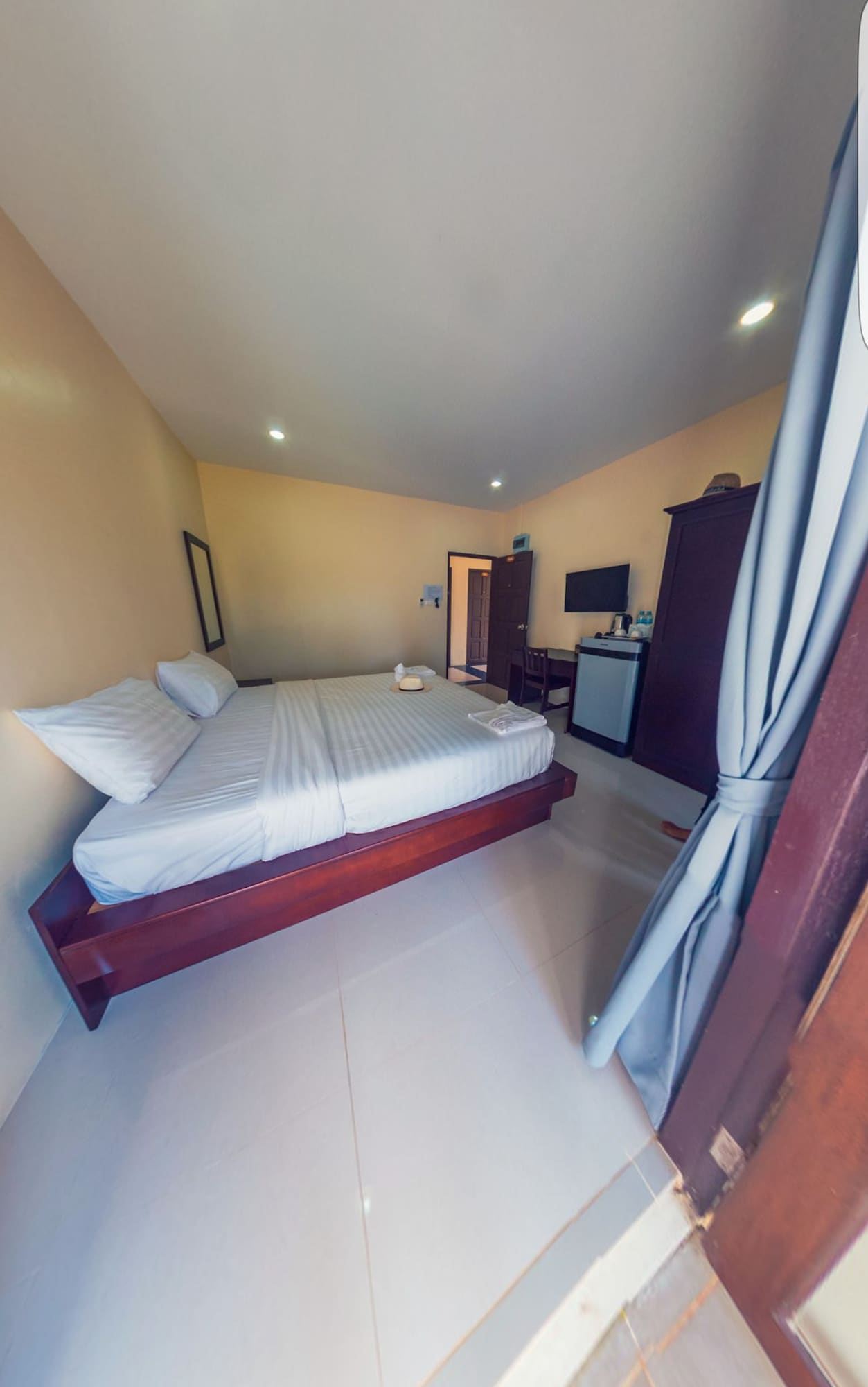 STANDARD, DOUBLE OR TWIN BED