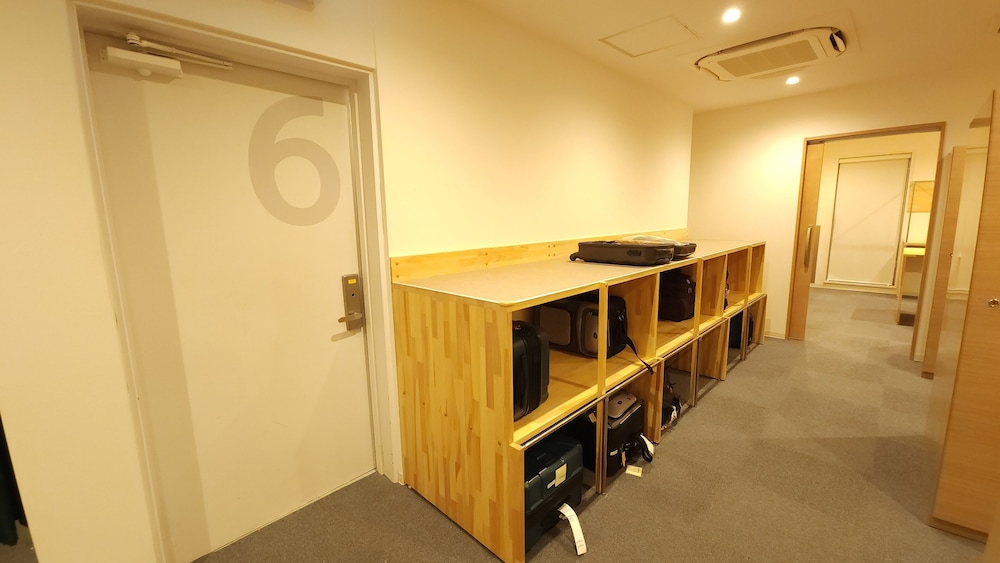 Capsule Hotel Astil Dotonbori 1/68