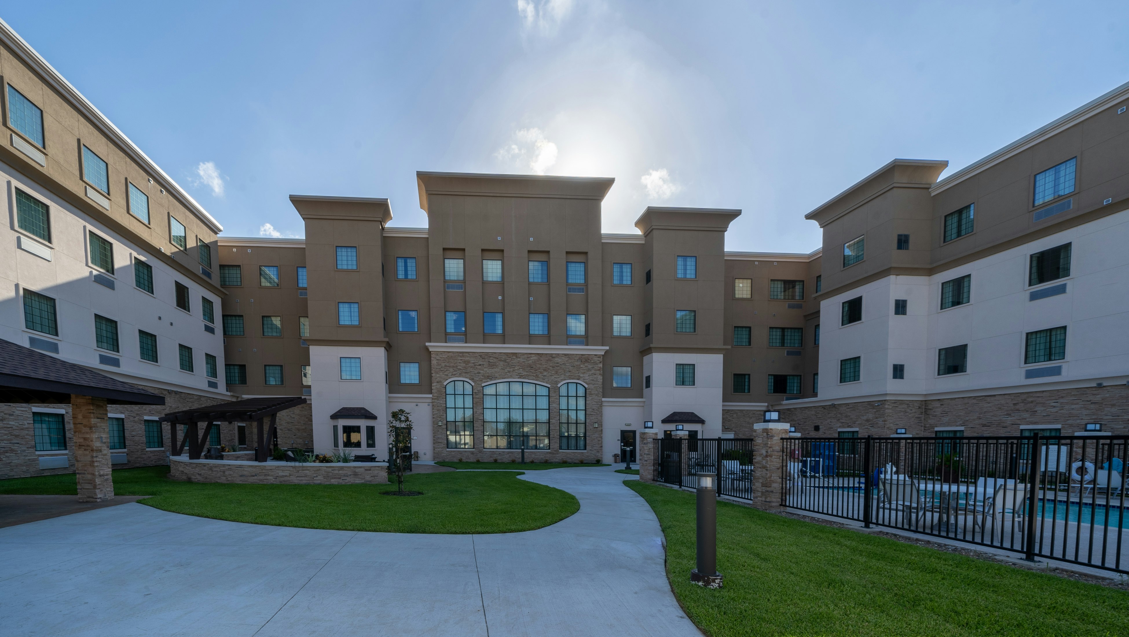 STAYBRIDGE SUITES HOUSTON NW CYPRESS CROSSING 41/44