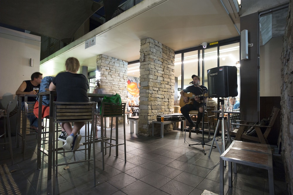YHA Brisbane City 24/30