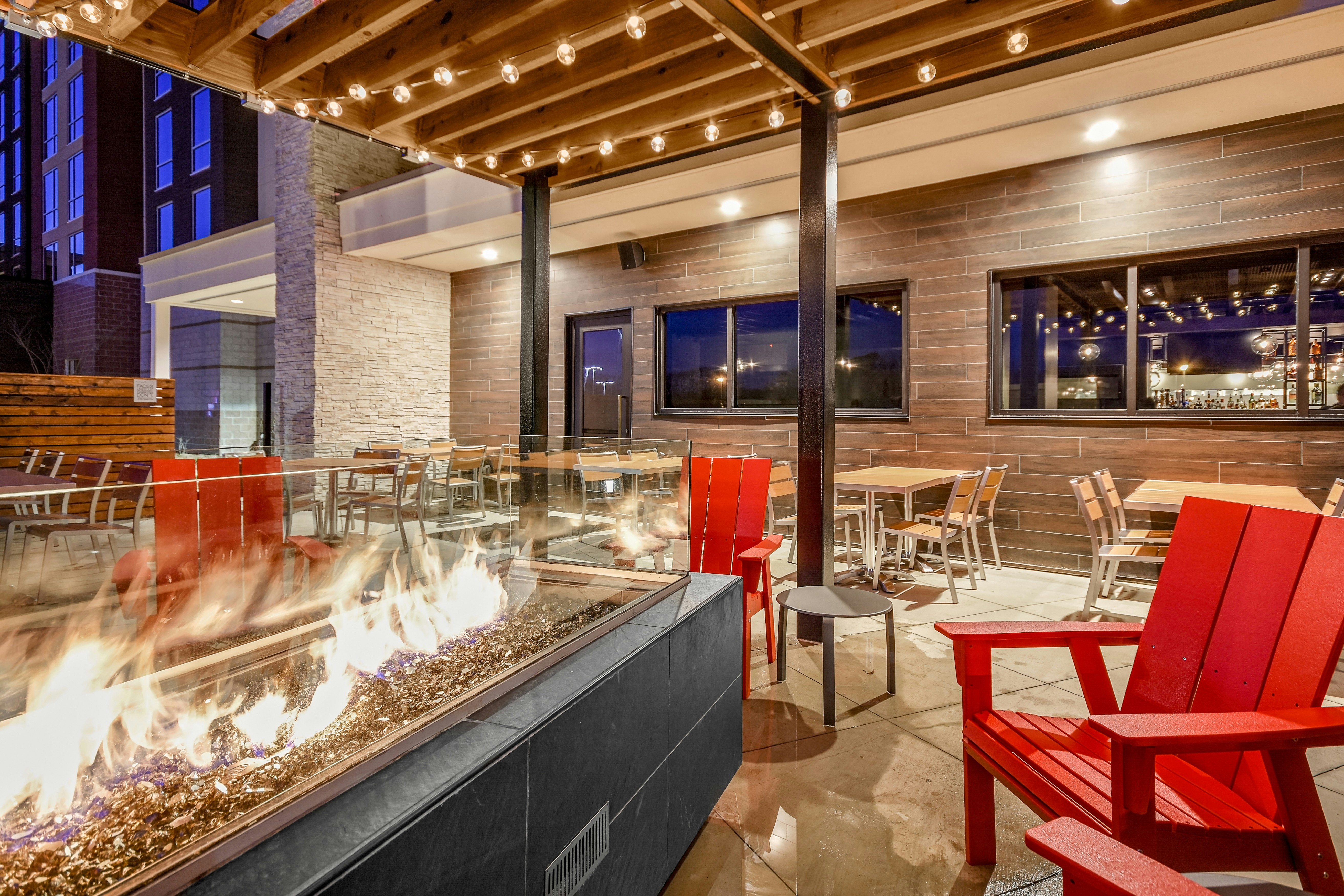 Embassy Suites by Hilton Jonesboro Red Wolf Convention Center 48/60