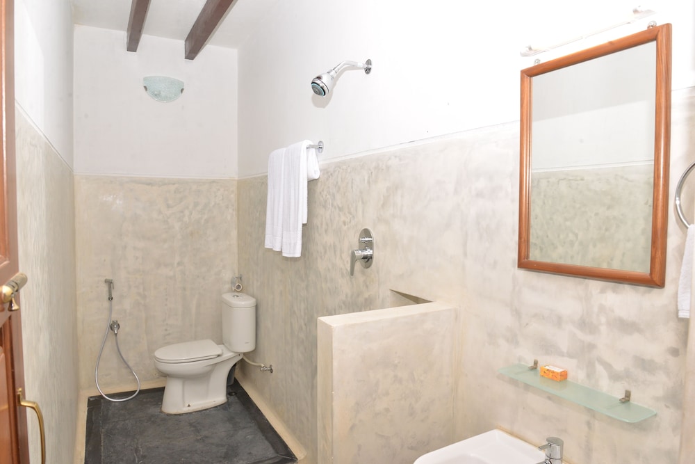 Fabhotel Esparan Heritage Pondicherry 23/26