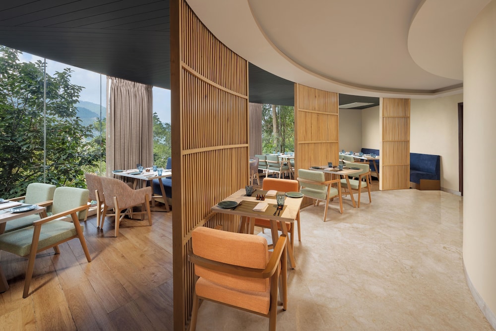 Fortune Resort and Wellness Spa 29/48