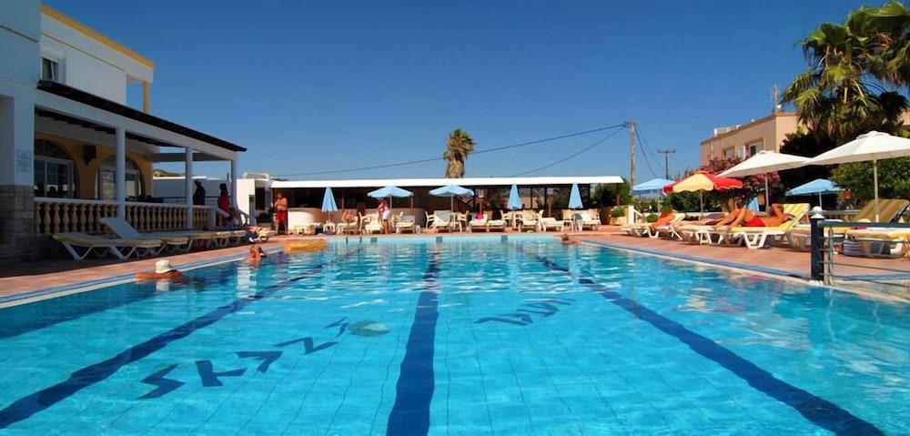 Zeus Hotel 21/28