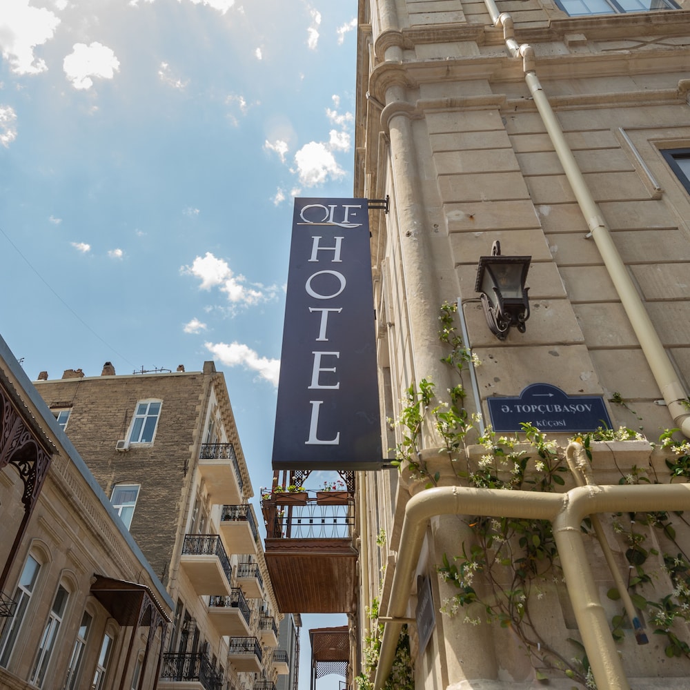 OLF Hotel 10/69