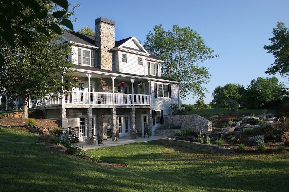 The Inn at Westwynd Farm B B 3/50