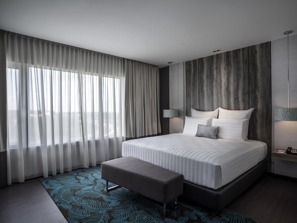 جناح سوبيريور بسرير كينج، Pullman Miri Waterfront 5/9