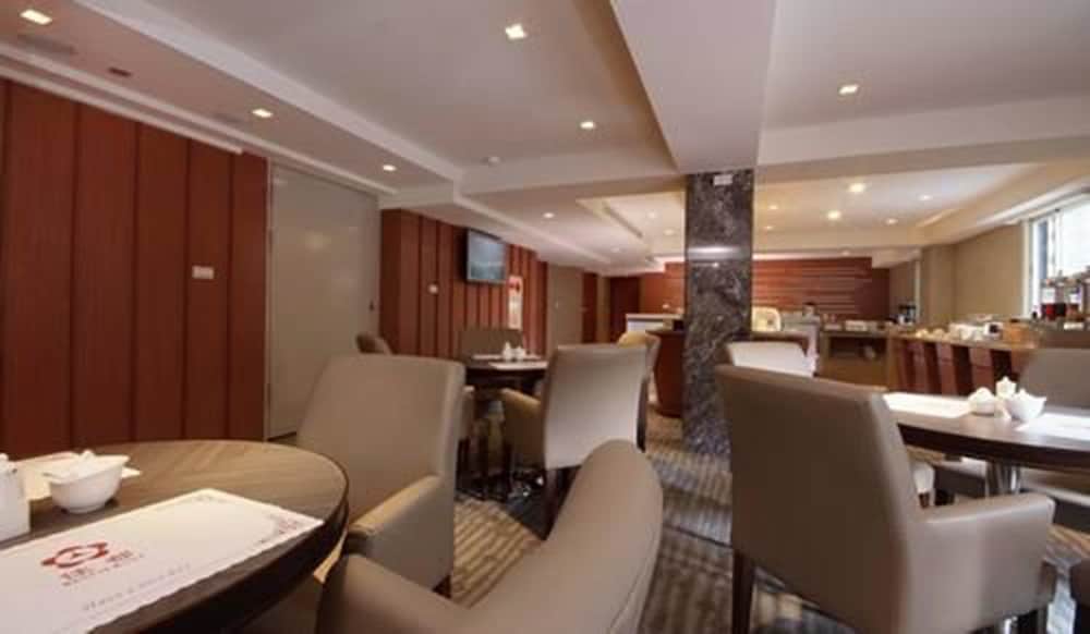 Tokyo International Hotel 44/58