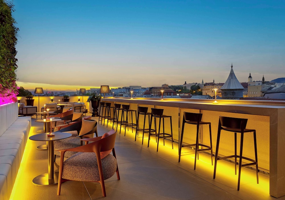 art'otel Zagreb Powered by Radisson Hotels 52/68