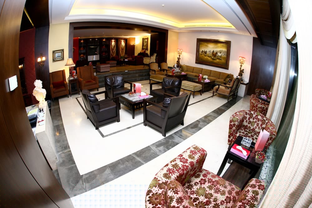 MARKAZIA SUITES 64/78