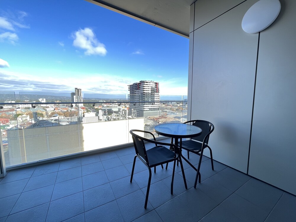 Tasha's Apartments on Morphett 27/50
