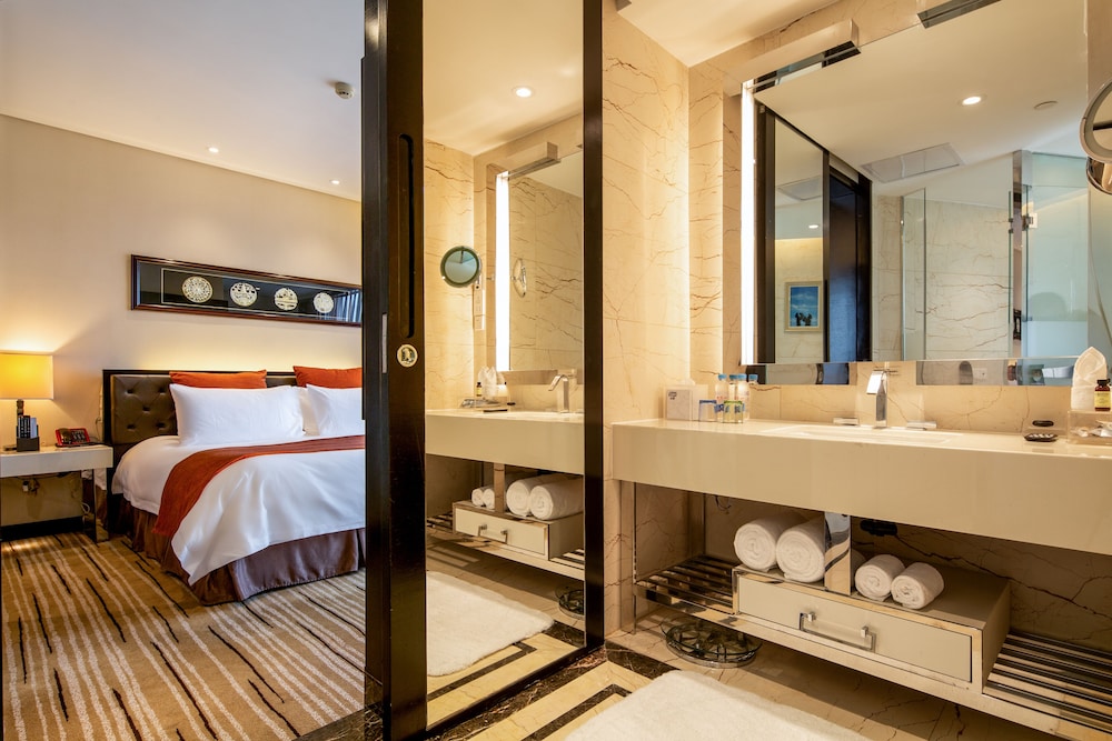 PULLMAN GUIYANG 14/74