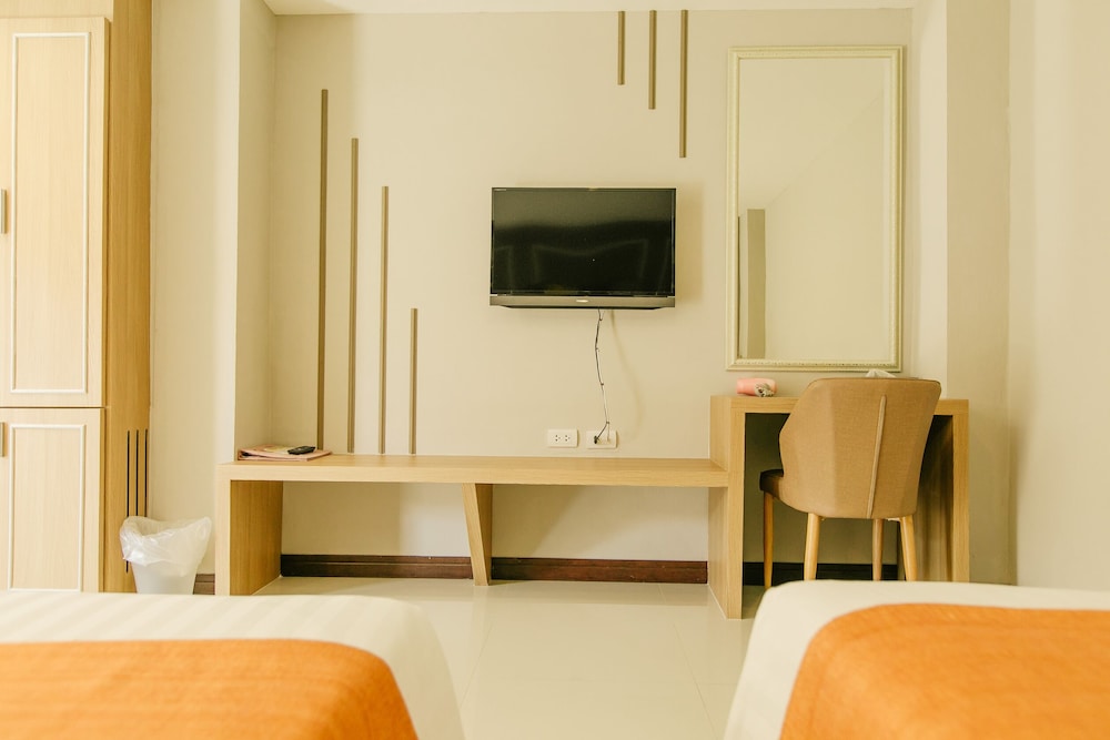 De Hug Hotel & Residence 58/68