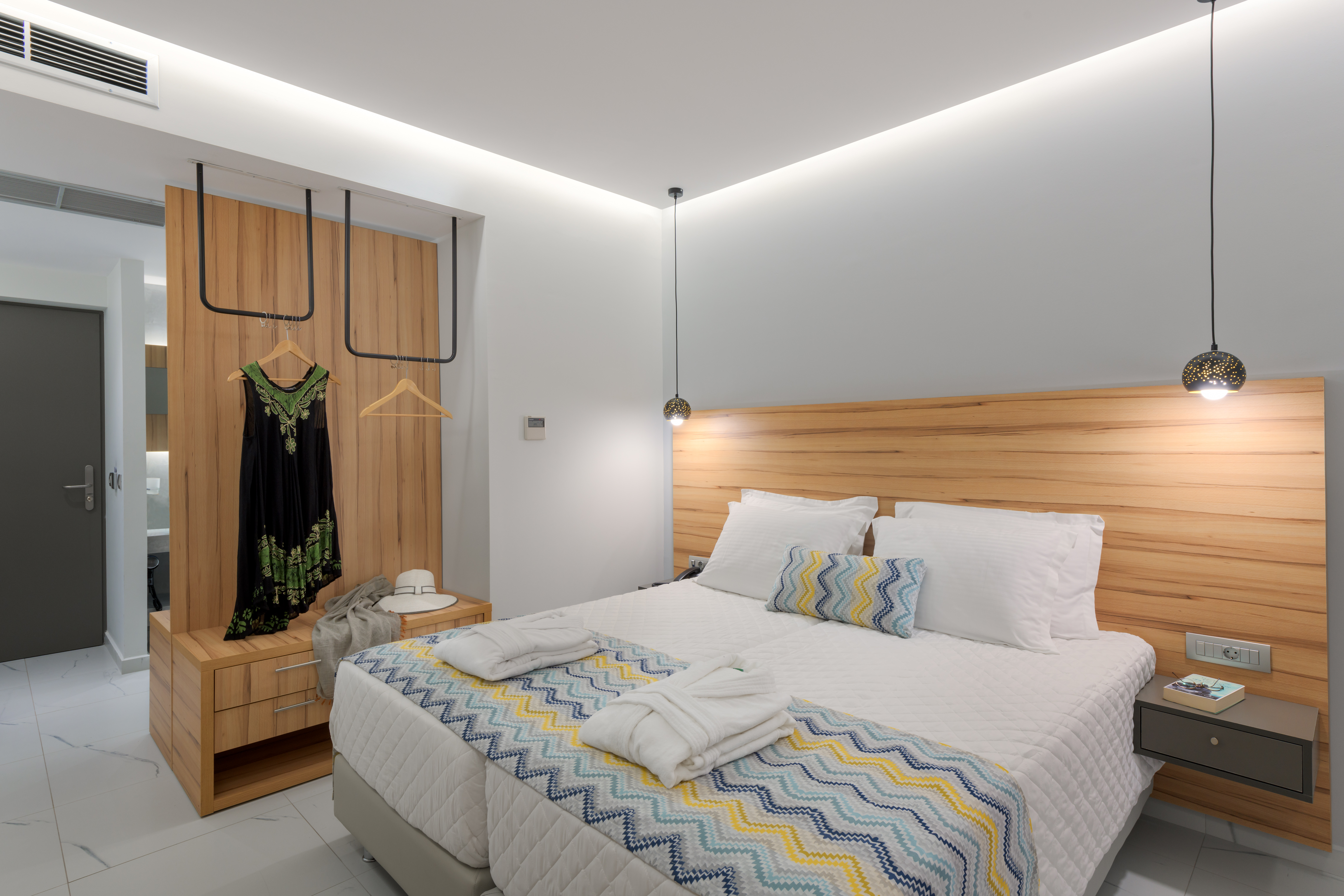 TWIN ROOM SUPERIOR SIDE SEA VIEW