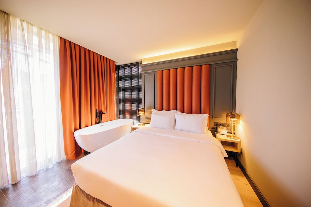 Sandali Metekhi Boutique hotel 13/50